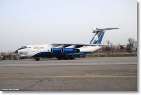 Candid IL-76TD SilkWay-Douchanbe-16mars2008-DSC_0037.jpg